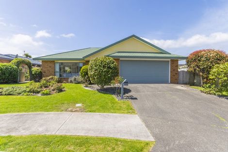 Photo of property in 6 Mistral Place, Paraparaumu Beach, Paraparaumu, 5032