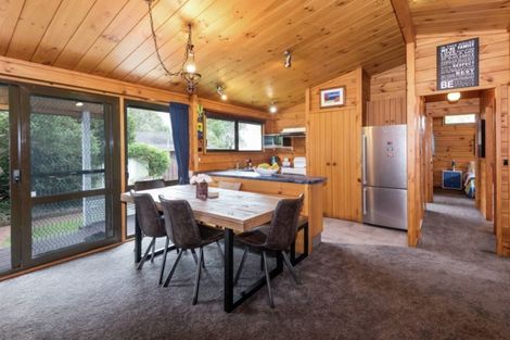 Photo of property in 35 Botany Road, Botany Downs, Auckland, 2010