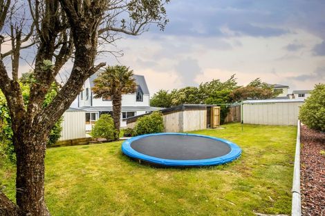 Photo of property in 74 Cypress Drive, Maungaraki, Lower Hutt, 5010