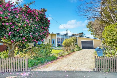 Photo of property in 19 Meon Street, Oamaru North, Oamaru, 9400