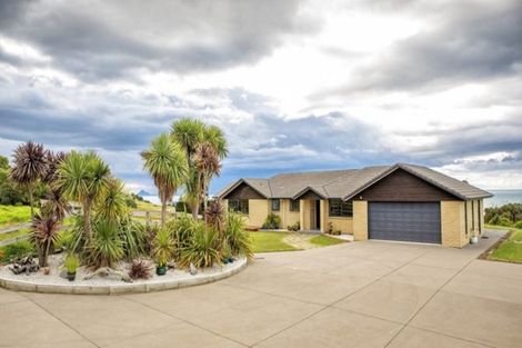 Photo of property in 45 Beach Road, Tirohanga, Opotiki, 3197