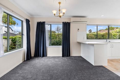 Photo of property in 17a Fairleigh Avenue, Mount Albert, Auckland, 1025