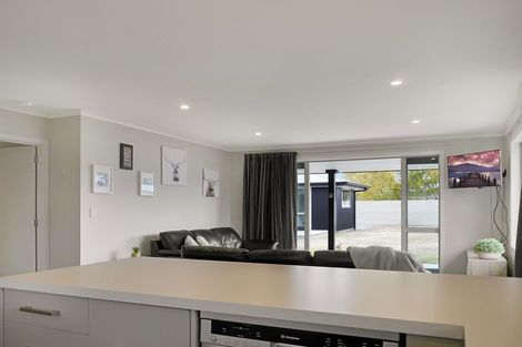 Photo of property in 23 Simons Street, Twizel, 7901