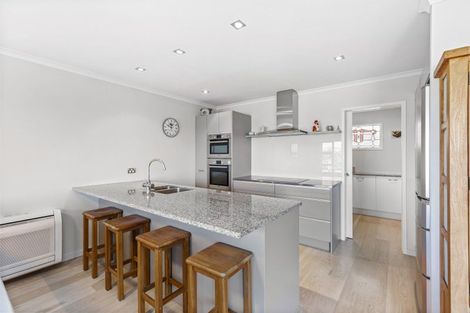 Photo of property in 1/28 Oban Road, Browns Bay, Auckland, 0630