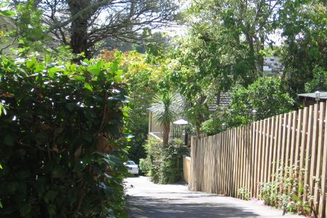Photo of property in 2/8 Aotearoa Terrace, Murrays Bay, Auckland, 0630