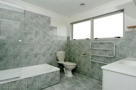 Photo of property in 2/9 Beagle Avenue, Mount Albert, Auckland, 1025