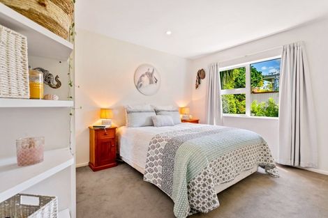 Photo of property in 1 Manuwai Road, Torbay, Auckland, 0630