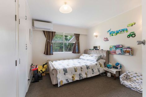 Photo of property in 328 Great South Road, Opaheke, Papakura, 2113