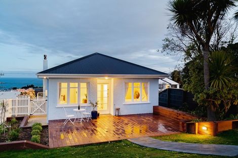 Photo of property in 70 Aberdeen Road, Saint Clair, Dunedin, 9012