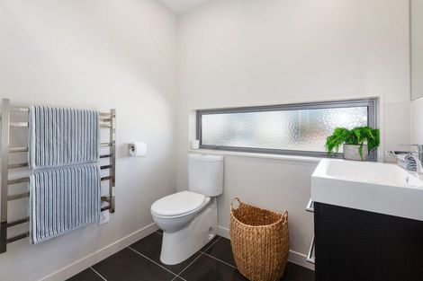 Photo of property in 30/31 Princess Terrace, Newtown, Wellington, 6021