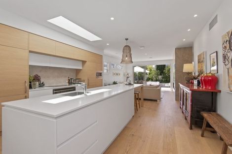 Photo of property in 49b Mcdougall Avenue, St Albans, Christchurch, 8014