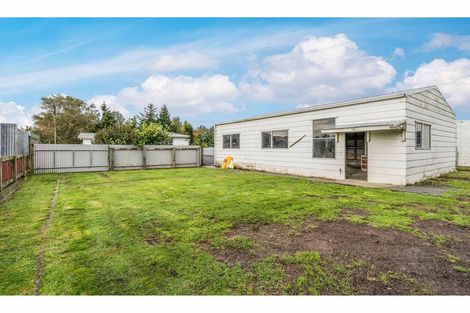 Photo of property in 35 Queen Street, Otautau, 9610