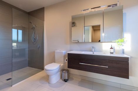 Photo of property in 14 Jacks Point Rise, Jacks Point, Queenstown, 9371