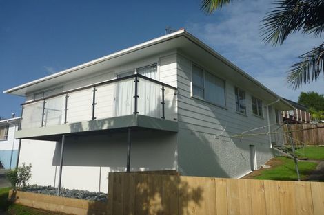 Photo of property in 1/11 Spinella Drive, Bayview, Auckland, 0629