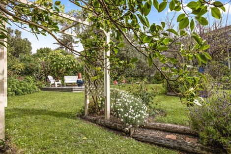 Photo of property in 28 Deerness Crescent, Algies Bay, Warkworth, 0920