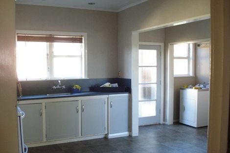 Photo of property in 23 Savage Crescent, West End, Palmerston North, 4412