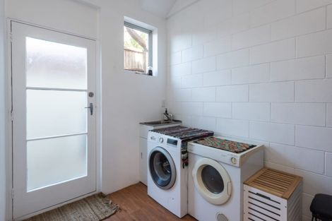 Photo of property in 487 Marine Parade, South New Brighton, Christchurch, 8062