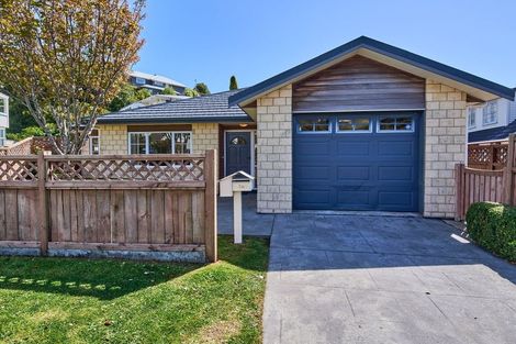 Photo of property in 20a Redwood Avenue, Tawa, Wellington, 5028