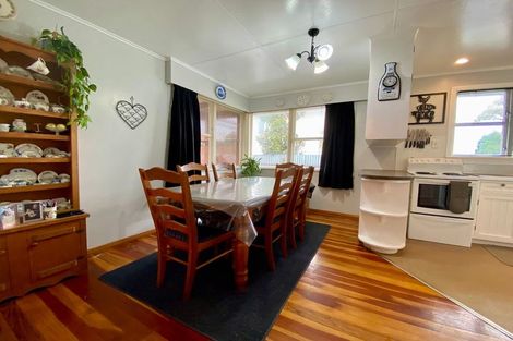 Photo of property in 1020 Tremaine Avenue, Roslyn, Palmerston North, 4414