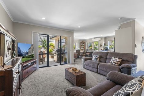 Photo of property in 110 Osprey Drive, Welcome Bay, Tauranga, 3112