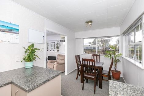 Photo of property in 1 Walmsley Street, Kihikihi, Te Awamutu, 3800