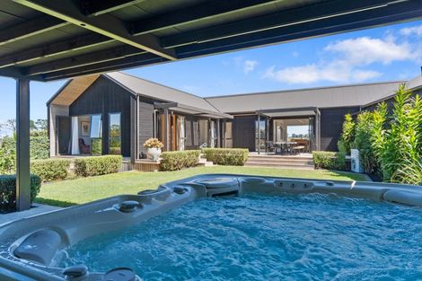 Photo of property in 28 Capriole Crescent, Kingseat, Papakura, 2580