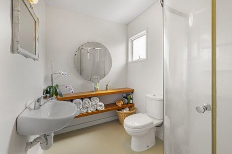 Photo of property in 25 Smith Street, Raglan, 3225