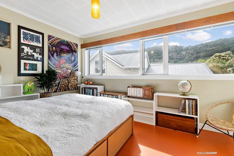 Photo of property in Victoria Court, 8/4 Queen Street, Mount Victoria, Wellington, 6011