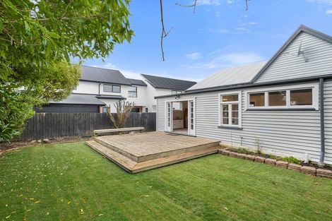 Photo of property in 505 Barbadoes Street, Edgeware, Christchurch, 8013