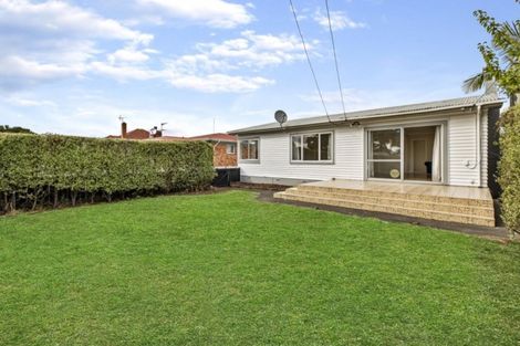 Photo of property in 9a Gloucester Road, Manurewa, Auckland, 2102