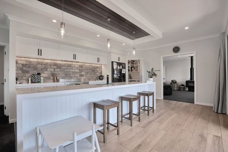 Photo of property in 8 Kelburn Place, Tinwald, Ashburton, 7700