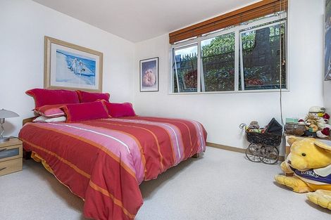 Photo of property in The Sands Apartments, 7/47 The Strand, Takapuna, Auckland, 0622