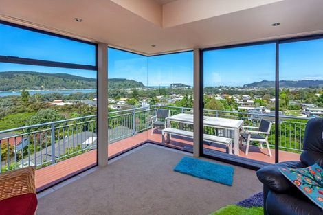 Photo of property in 133 Bruce Wallace Place, Whangamata, 3620
