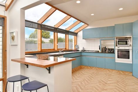 Photo of property in 4 Whitmore Street, Edgeware, Christchurch, 8013