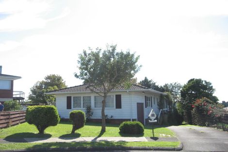Photo of property in 15 Paulange Place, Pakuranga Heights, Auckland, 2010