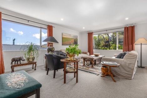 Photo of property in 47 Saint Ives Drive, Camborne, Porirua, 5026