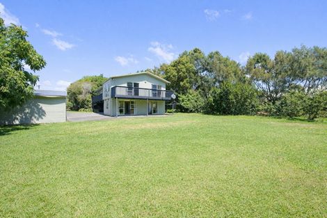 Photo of property in 14 Lyon Road, Waimauku, 0883