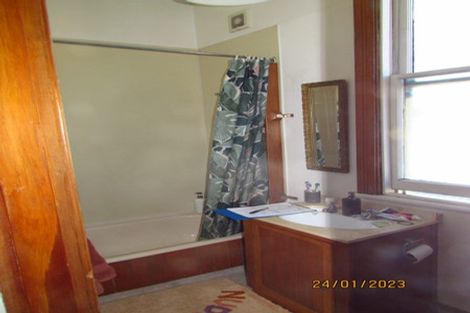 Photo of property in 120 Aro Street, Aro Valley, Wellington, 6021