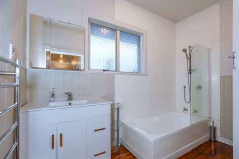 Photo of property in 156 Hakanoa Street, Huntly, 3700