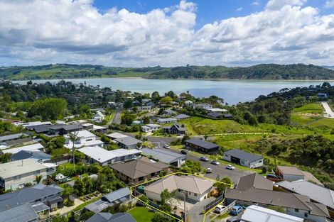Photo of property in 12 Mahana Place, Raglan, 3225