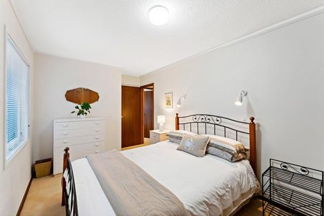 Photo of property in 47 Sylvan Park Avenue, Milford, Auckland, 0620