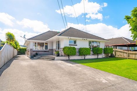 Photo of property in 28 Kashmir Avenue, Clouston Park, Upper Hutt, 5018