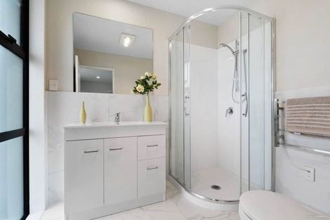 Photo of property in 18b Hollowout Street, Takanini, 2112