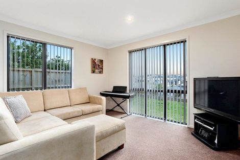 Photo of property in 36 Madison Terrace, Silverdale, 0932