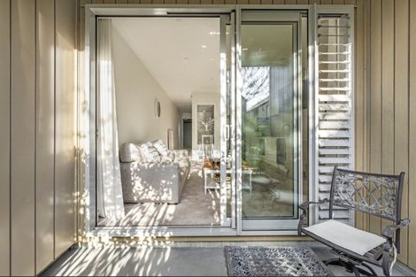 Photo of property in 11/2 Warrant Officer Lane, Hobsonville, Auckland, 0616