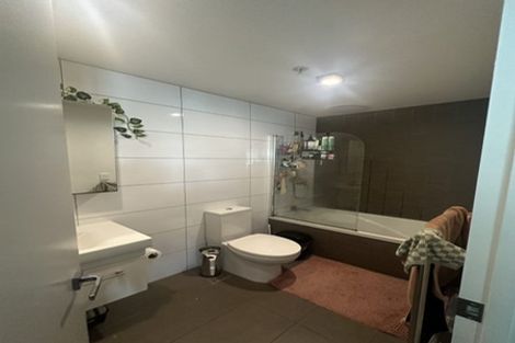 Photo of property in Revolucion Apartments, 402n/28 Torrens Terrace, Mount Cook, Wellington, 6011