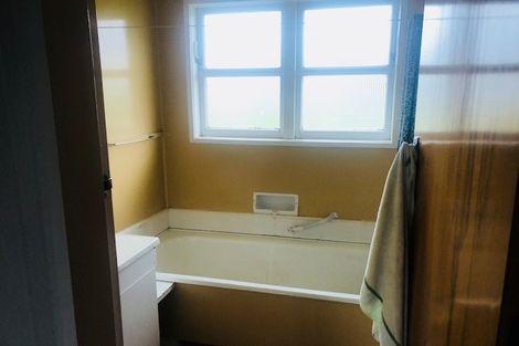 Photo of property in 37 Chester Road, Clareville, Carterton, 5791