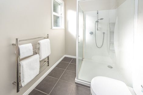 Photo of property in 48 Kent Road, Saint Johns Hill, Whanganui, 4501