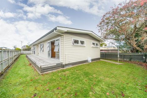 Photo of property in 9 Fagan Street, Bulls, 4818