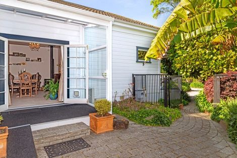 Photo of property in 223 Whitaker Street, Whataupoko, Gisborne, 4010